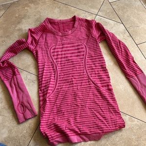 Classic lululemon long sleeve